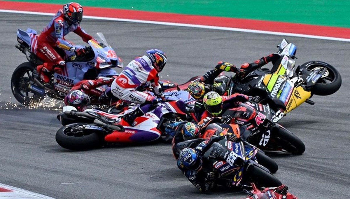 Deniz Öncü, Moto3'ün Malezya ayağını 12. sırada bitirdi Deniz Öncü, Moto3'ün Malezya ayağını 12. sırada bitirdi