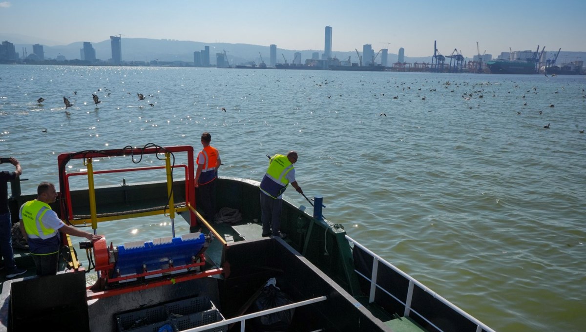 İzmir Körfezi’nde ilk adım atıldı: Haftanın 6 günü 7,5 saat mesai yapacak İzmir Körfezi’nde ilk adım atıldı: Haftanın 6 günü 7,5 saat mesai yapacak