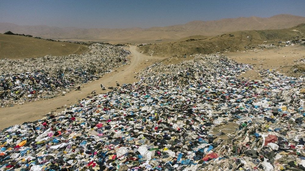 Şili'de Atacama Çölü’ne atılan tekstil ürünleri çöp dağları oluşturdu - 12