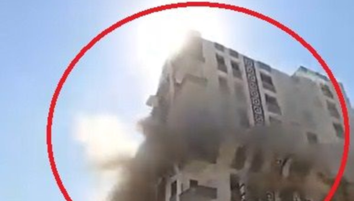 9 katlı bina yıkım sırasında çöktü 9 katlı bina yıkım sırasında çöktü