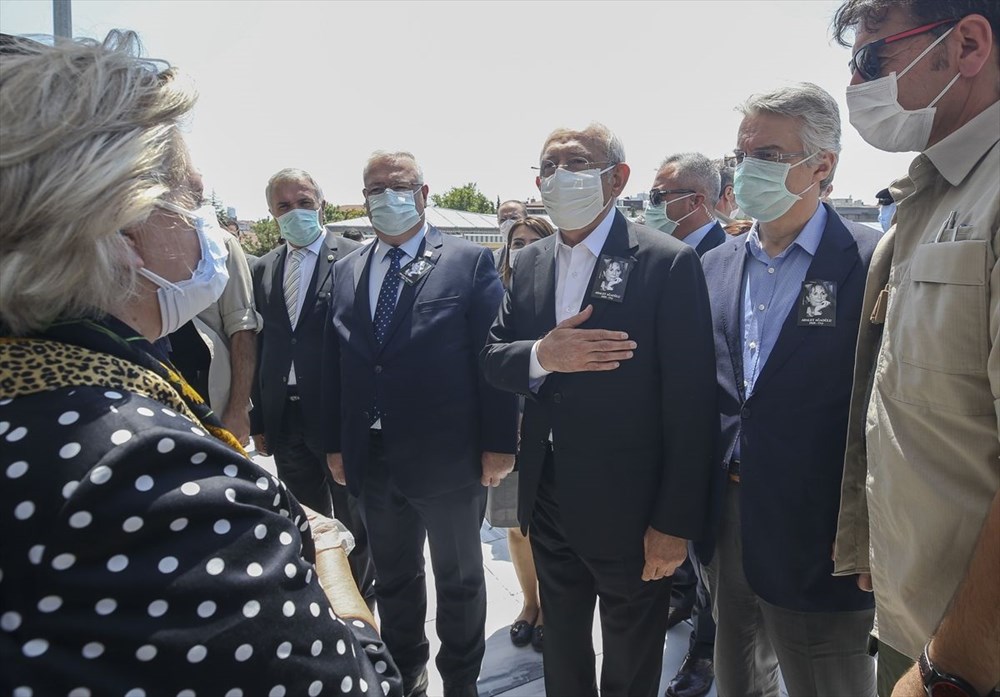 Yazar Adalet Ağaoğlu son yolculuğuna uğurlandı - 2