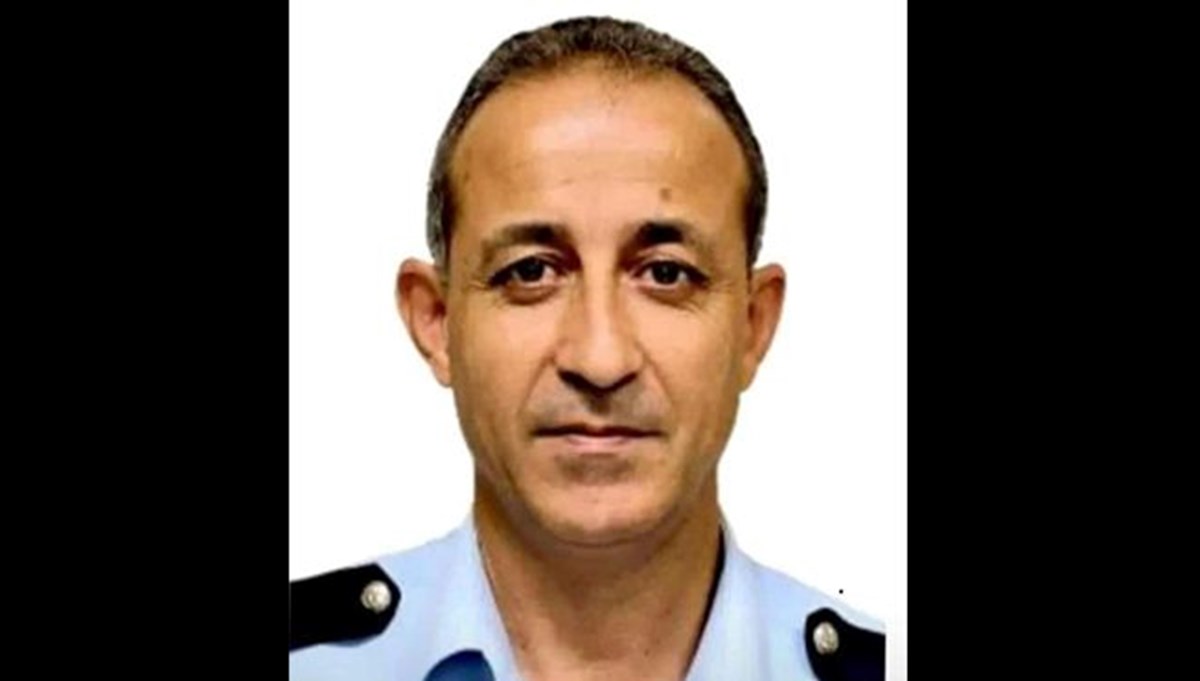 Kamyon çarpması sonucu yaralanmıştı: Polis memuru şehit oldu Kamyon çarpması sonucu yaralanmıştı: Polis memuru şehit oldu