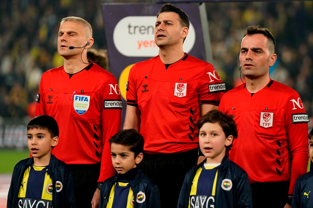 Süper Lig'de zirve takibi: Fenerbahçe 3 puanı 3 golle aldı - 9