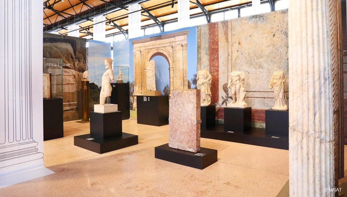İspanya'da 60 yıl önce müzeden çalınan Roma sunağı ülkeye geri getirildi