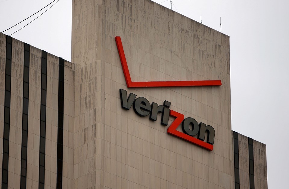 Verizon, Yahoo'yu 350 milyon dolar ucuza satın alacak - 1