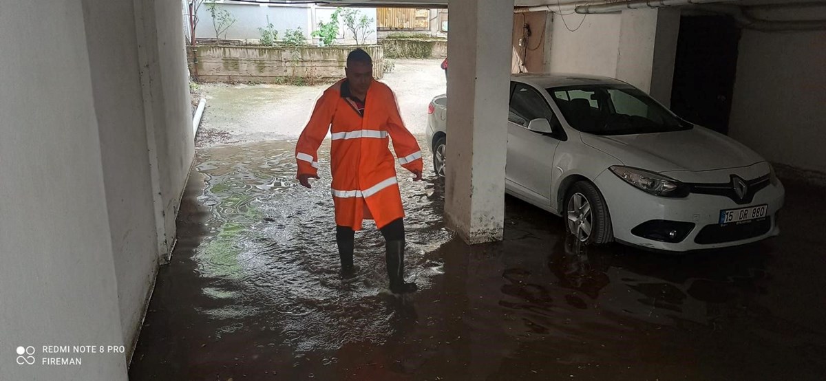 Bayramda sel çilesi