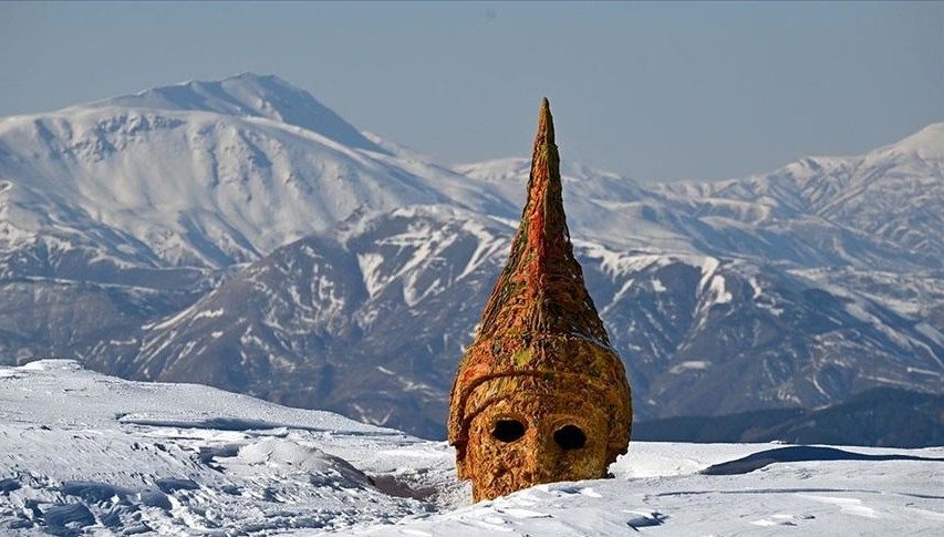 Nemrut Dağı bu yıl yaklaşık 165 bin turisti ağırladı