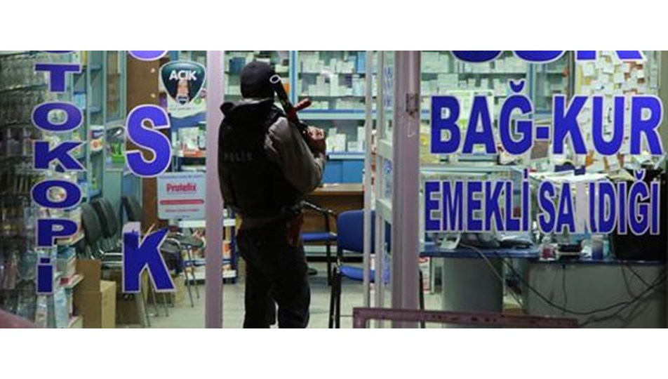 Nobetci Eczanede Silahli Soygun Ntv
