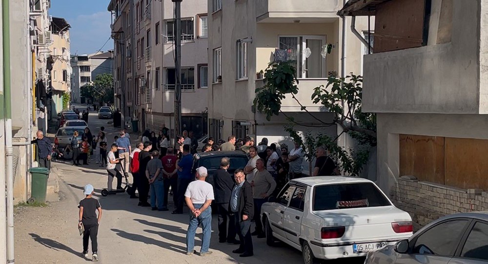 Palalı komşu dehşeti: Baba ve oğlunu hastanelik etti 77 cIc2tTc2SEWed g ZCUHww