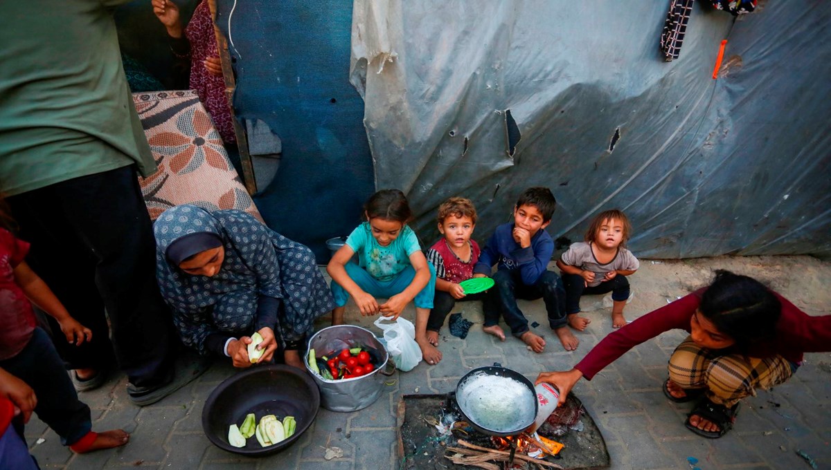 Saldırıların 261. günü: Gazze'de can kaybı 37 bin 598'e çıktı