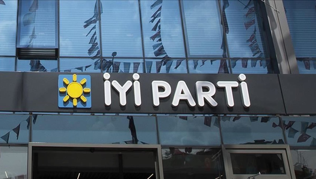 İYİ Parti milletvekili aday listesi açıklandı