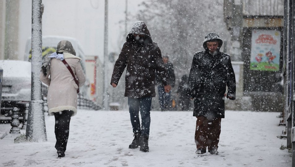 Meteoroloji'den 7 il için kuvvetli kar uyarısı (İstanbul'a ne zaman kar yağacak?)