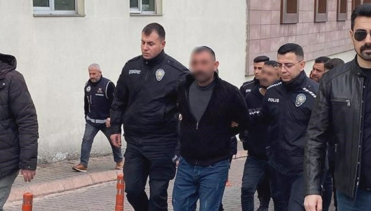 Yılanlar Grubu çetesine operasyon: 13 tutuklama Yılanlar Grubu çetesine operasyon: 13 tutuklama