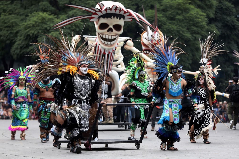 Meksika’da Ölüler Günü: Geçit törenine 1 milyondan fazla kişi katıldı - 4