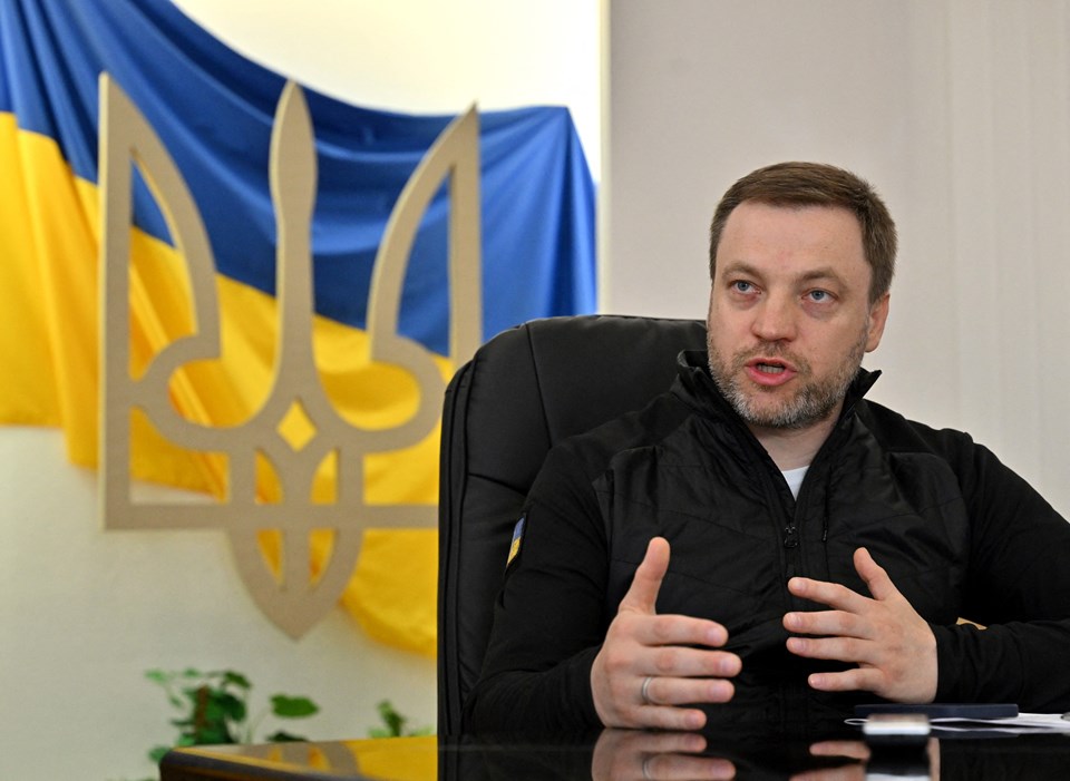 Ukrayna'da yerleşim alanına helikopter düştü: İçişleri Bakanı dahil 16 ölü - 2