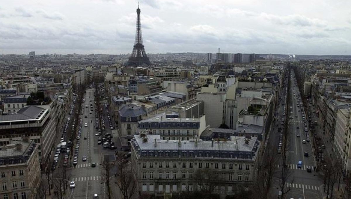 Paris'te referandum: 500 cadde trafiğe kapatılacak
