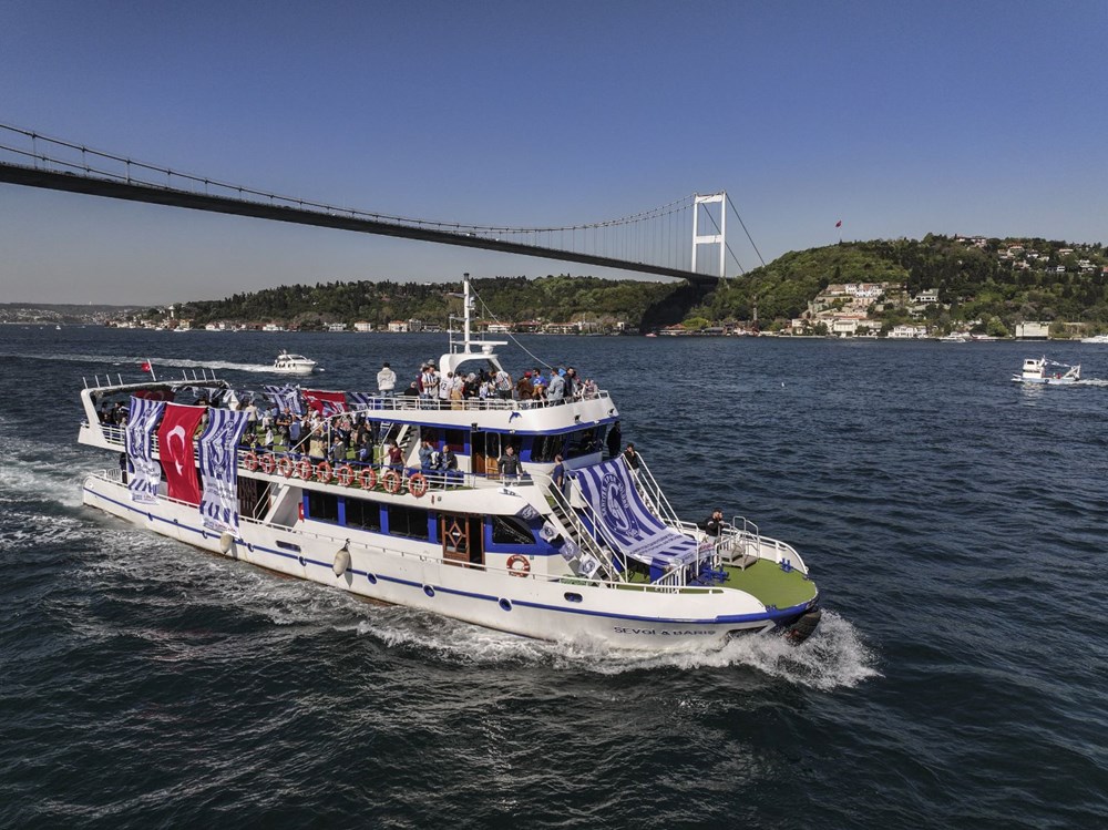 Boğaz'da "Sarıyer donanması": Şampiyonluk coşkuyla kutlandı 82 cMUNciA4qkqF5XXX0vENaQ