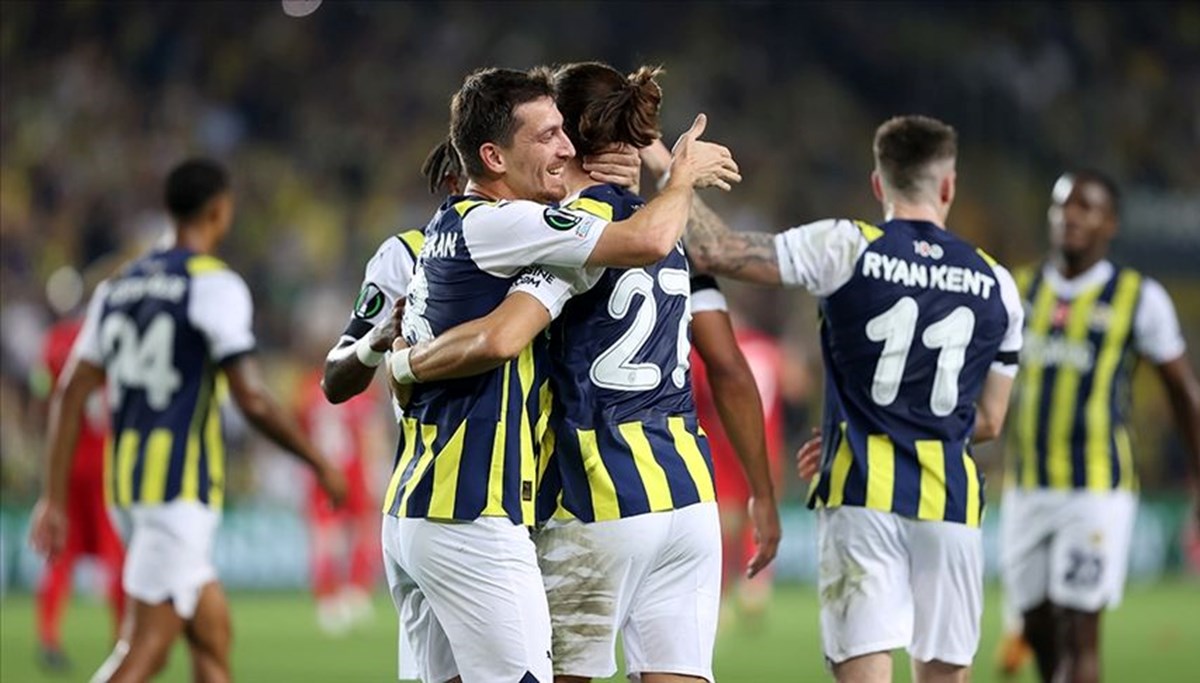 Adana Demirspor - Fenerbahçe maçı ne zaman, saat kaçta, hangi kanalda? (İlk 11)