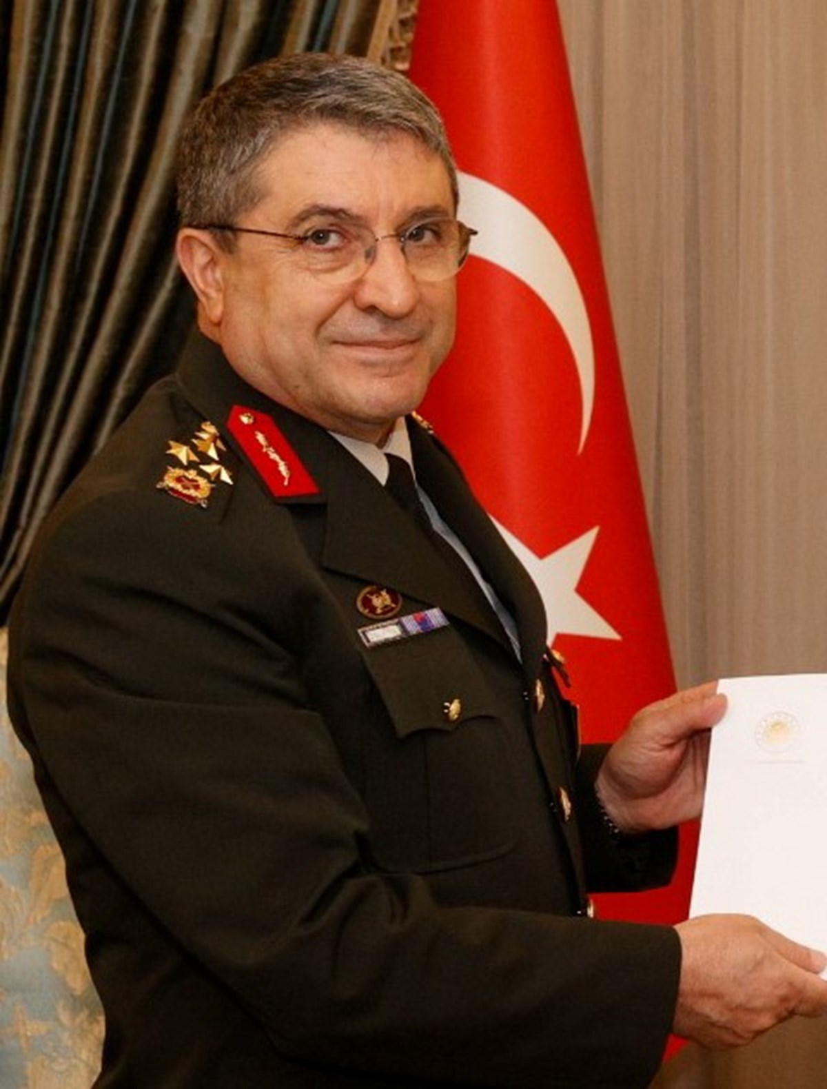 Kara Kuvvetleri Komutanı Orgeneral Selçuk Bayraktaroğlu