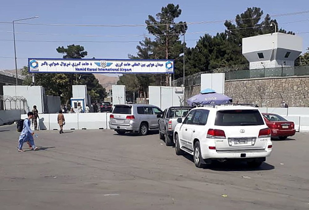 Afganistan'da son durum: Kabil Havalimanı'nda beş kişi öldü - 10