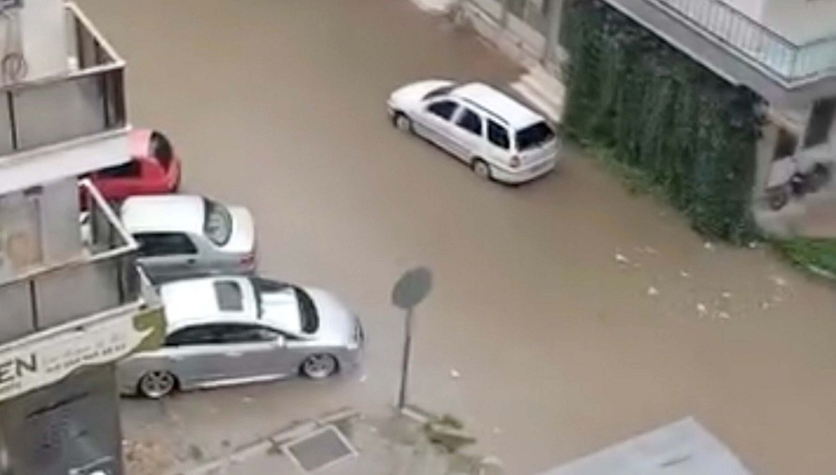 Aydın'ı sağanak vurdu