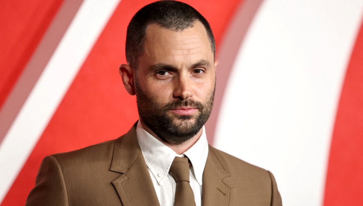 Penn Badgley Kur'an-ı Kerim okuduğunu söyledi
