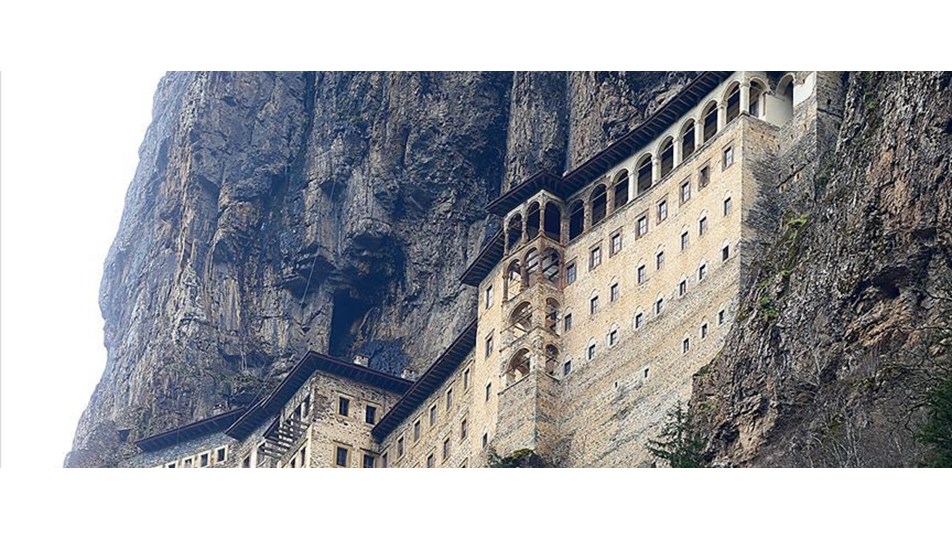 Sümela Manastırı açılış için gün sayıyor