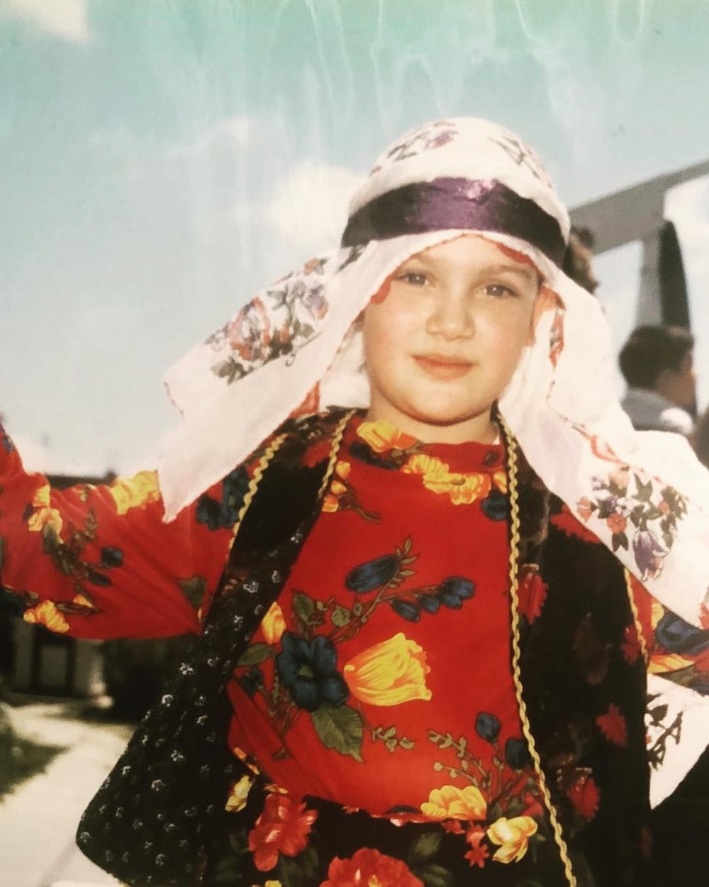Ünlü isim geçmişe götürdü: "Oyuncu olacağını nasıl anlamadın" (Ünlülerin çocukluk ve gençlik halleri) - 568