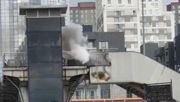 Beylikdüzü metrobüste yangın