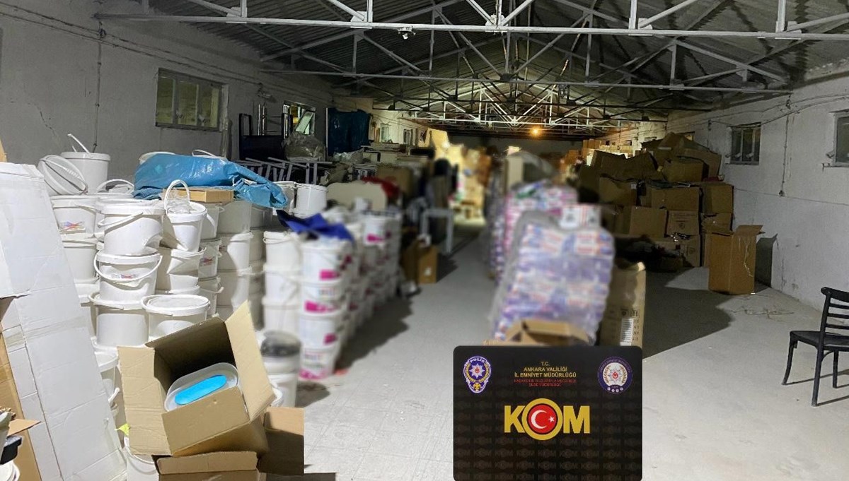 Ankara’da 35 ton kaçak deterjan ele geçirildi Ankara’da 35 ton kaçak deterjan ele geçirildi