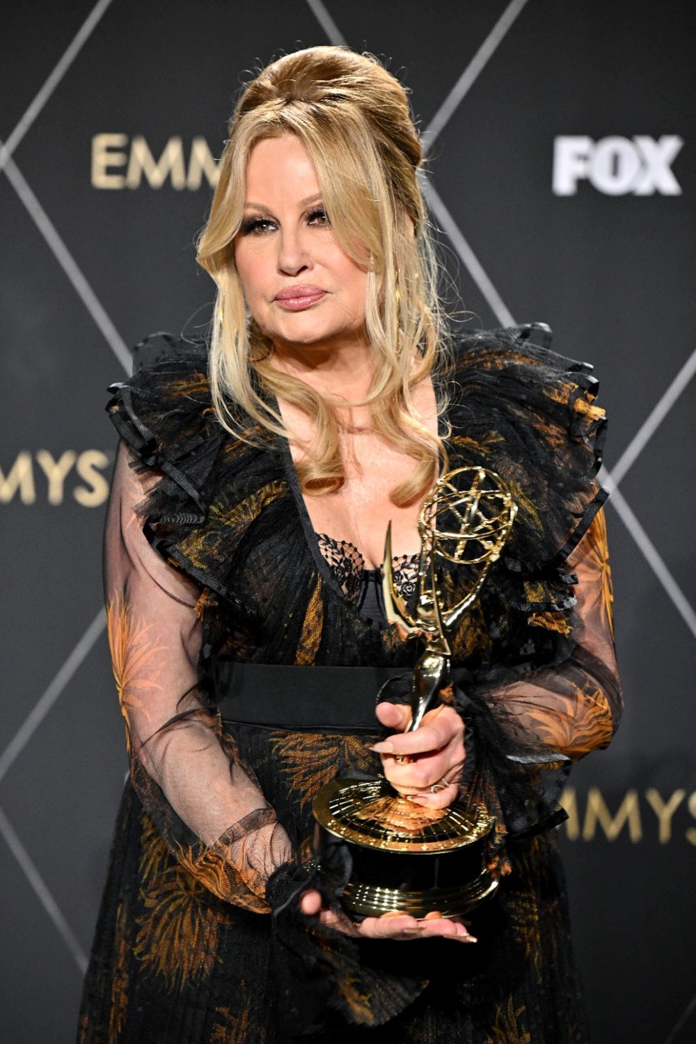 75. Emmy Ödülleri'nde kırmızı halı şıklığı - 13