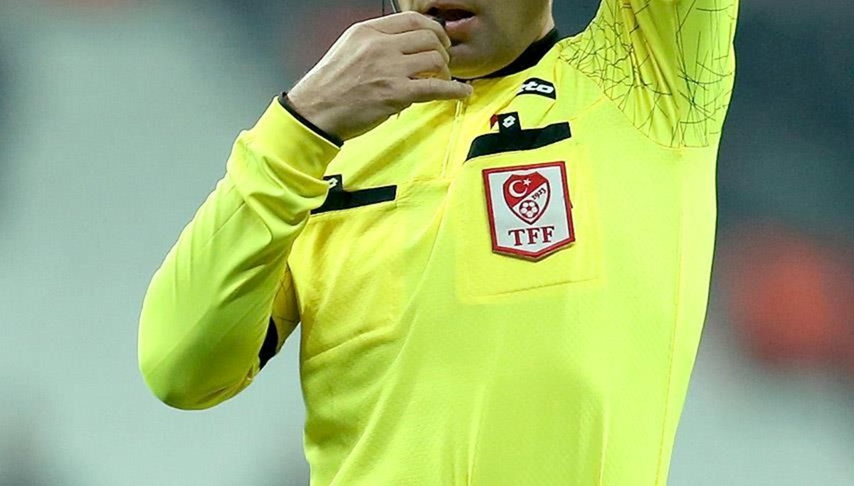 Emre Malok kimdir? Süper Kupa finalinin VAR hakemi Emre Malok hangi görevlerde bulundu? Emre Malok kimdir? Süper Kupa finalinin VAR hakemi Emre Malok hangi görevlerde bulundu?