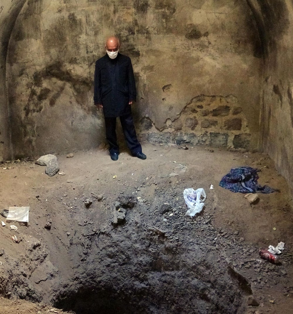 160 yıllık topçu kulesi definecilerin saldırısına uğradı - 2