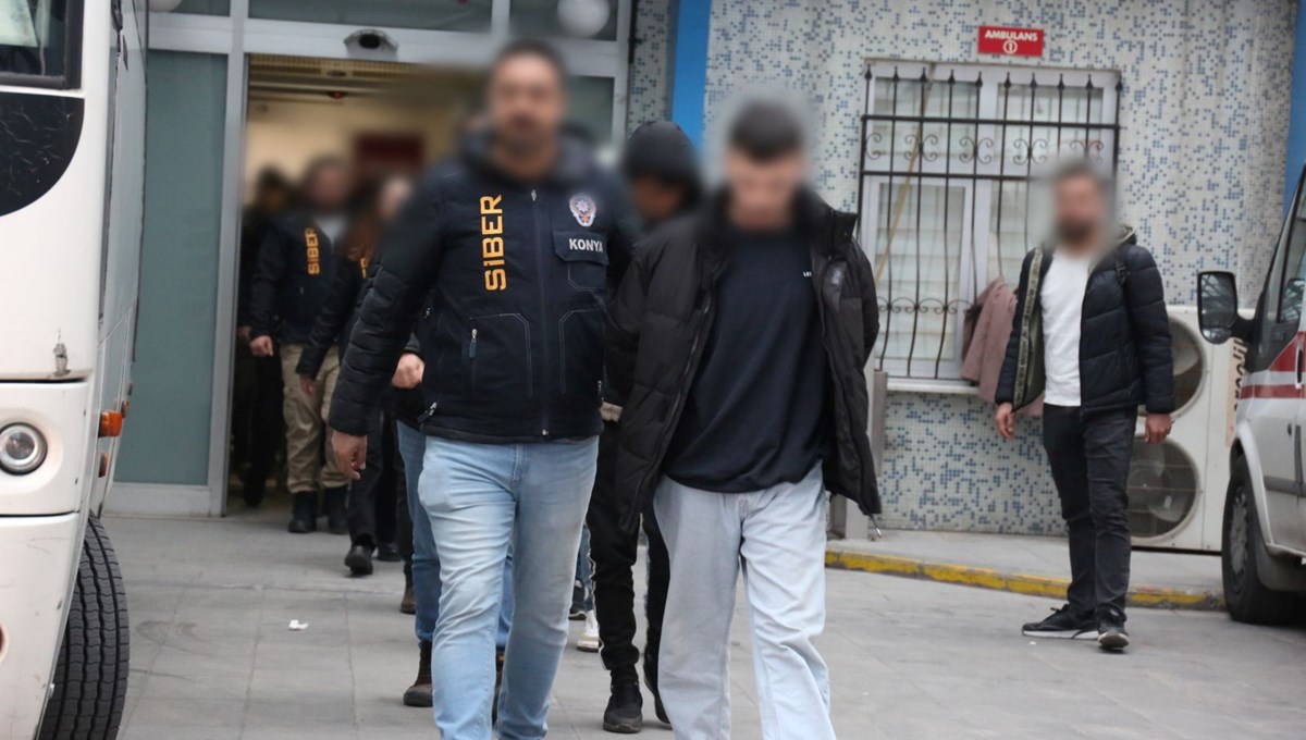 Konya merkezli dolandırıcılık operasyonunda yakalanan 15 zanlı tutuklandı