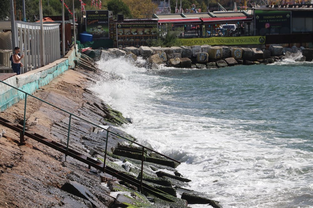 Meteorolojiden 17 il için kuvvetli gök gürültülü sağanak uyarısı: Rüzgar çok sert esecek - 2