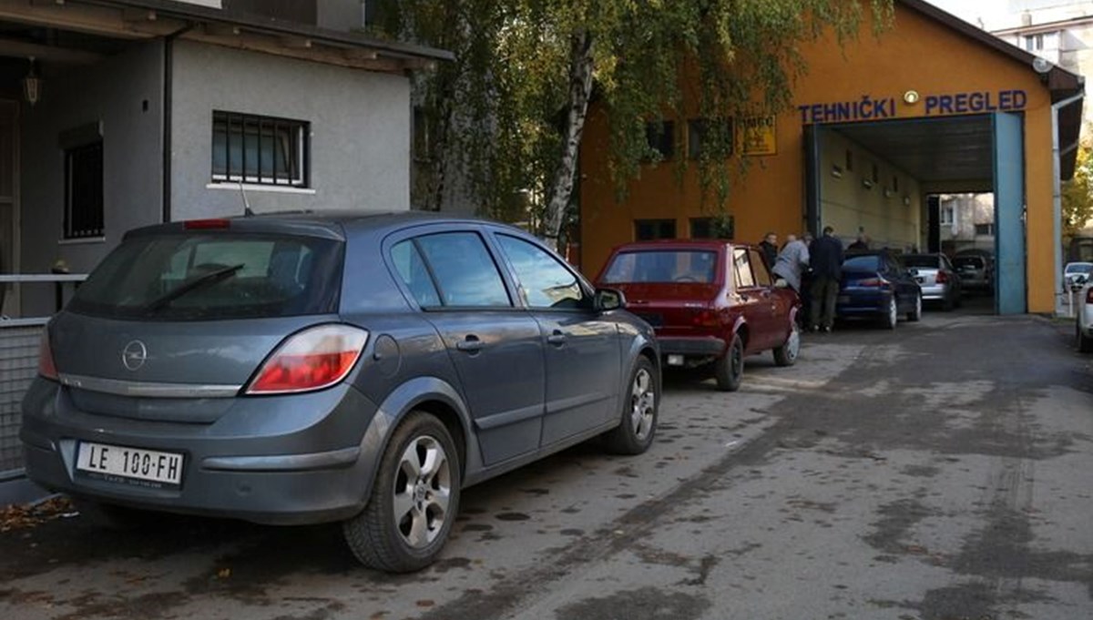 Kosova’dan Sırbistan plakalı araçlara 