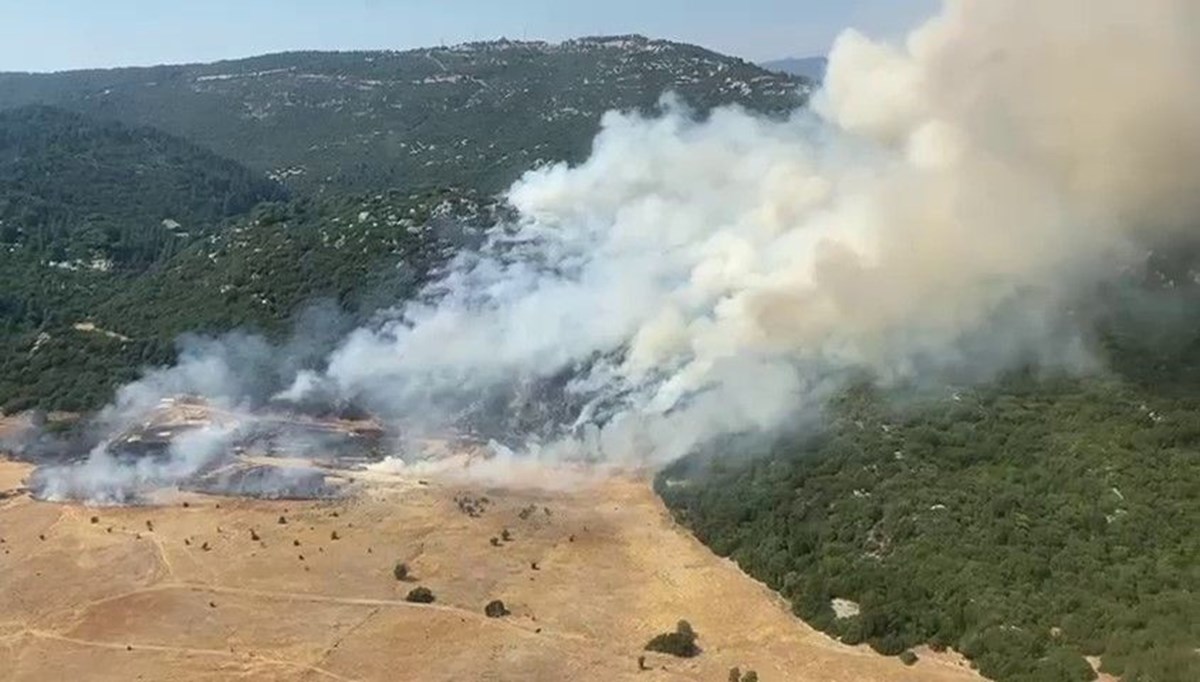 Antalya Kaş'ta makilik alanda yangın