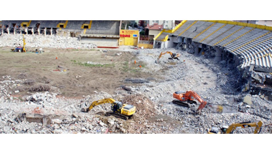 Sami Yen'de insanlar ölümden dönmüş