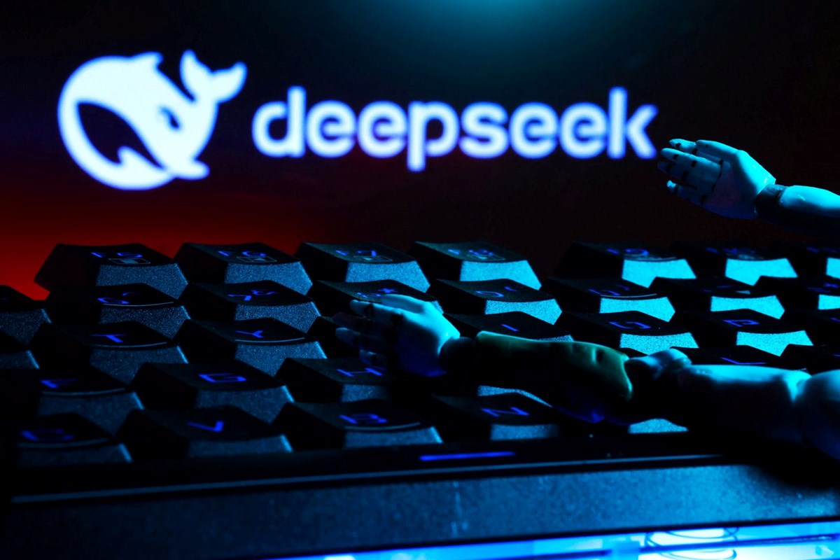 forumagel.com Matematik uzmanlığından yapay zeka kahramanlığına... ABD borsalarını alt üst eden DeepSeek dahisi Liang Wenfeng kim? forumagel.com Matematik uzmanlığından yapay zeka kahramanlığına... ABD borsalarını alt üst eden DeepSeek dahisi Liang Wenfeng kim?