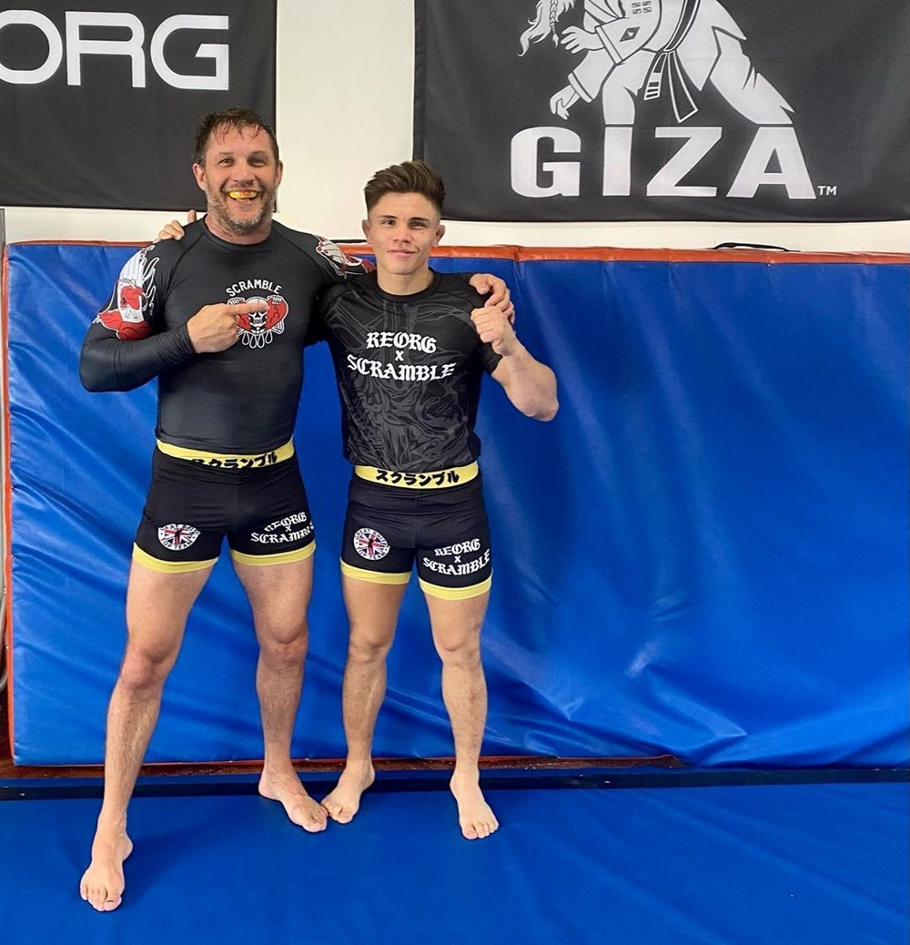 İngiliz oyuncu Tom Hardy Jiu-Jitsu'da altın madalya kazandı - 5