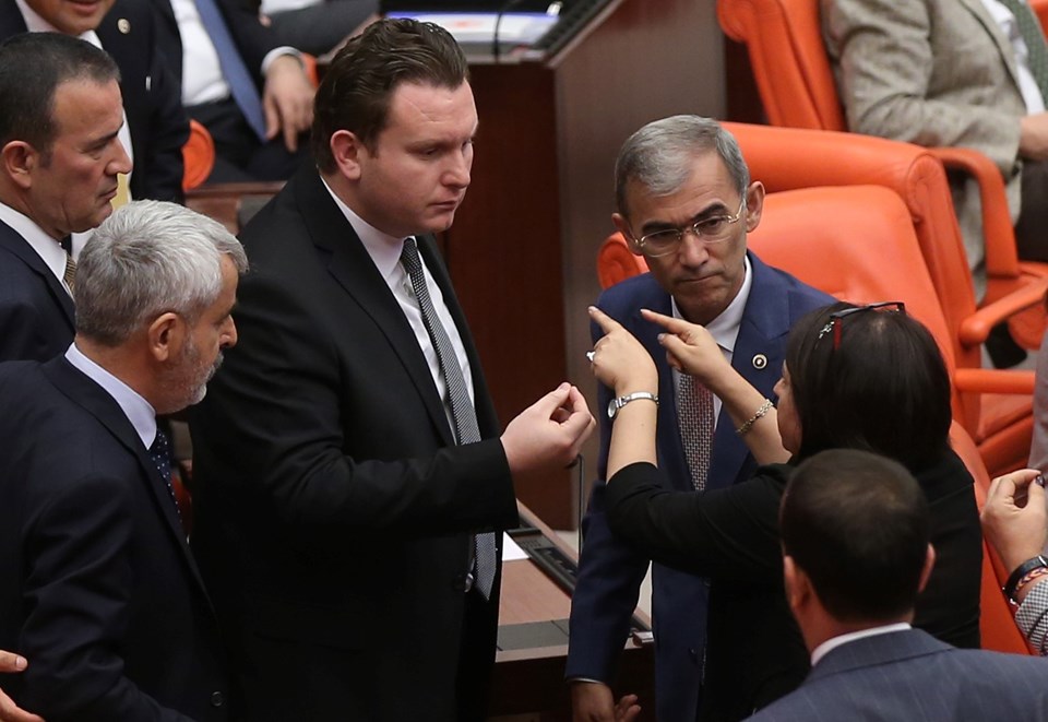 Meclis'te HDP ile MHP arasında "terör" gerilimi - 1