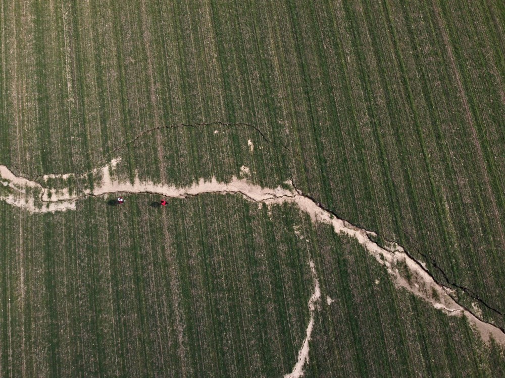 Fay hattının geçtiği köy enkaza döndü - 4