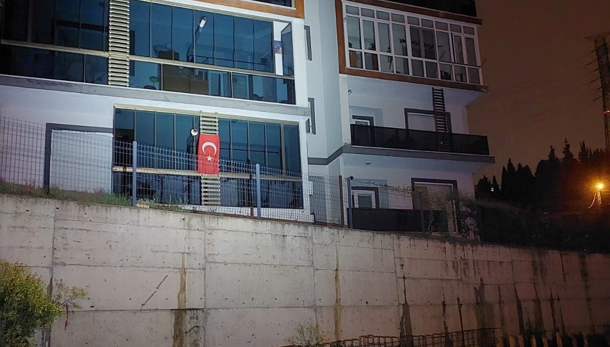 4 katlı apartman tahliye edildi