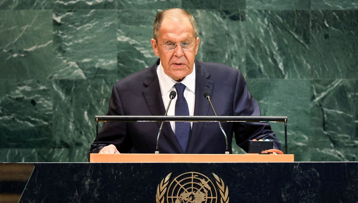 Lavrov 'İHA duvarı' açıklaması: Saldırıya karşılık veririz