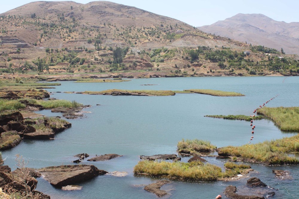 Baraj gölündeki yüzen adalar sabitlenecek - 13