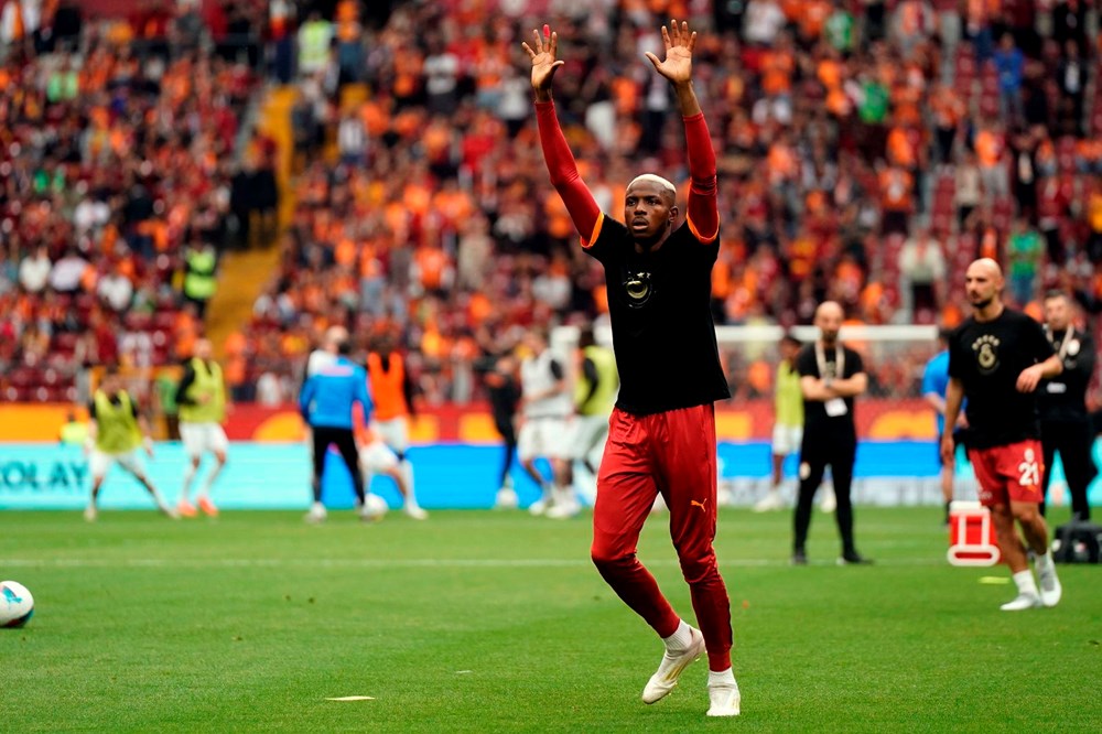 Victor Osimhen çılgına döndü: 5. saniyede başladı, bitiş düdüğüyle birlikte o ismi soyunma odasına çağırdı 74 cncBgI3knkaRTDmgnD0N5w