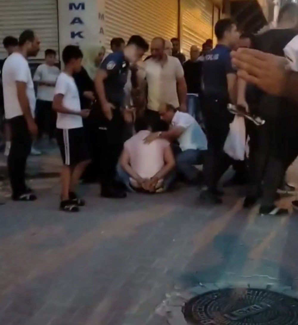 Ev sahibi ile kiracının kavgasına akrabalar da dahil oldu (Çok sayıda gözaltı) - 3