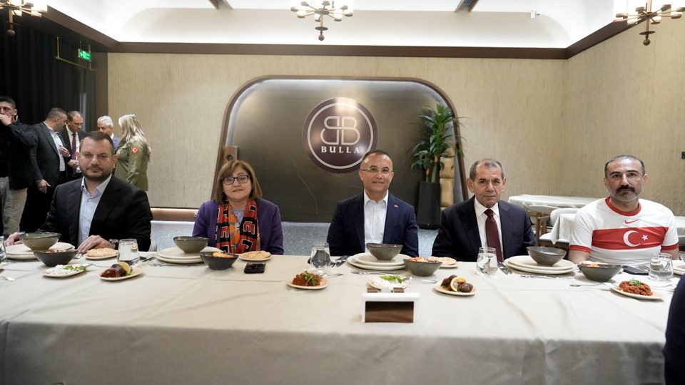 Final öncesi başkanlar yemekte buluştu - 1