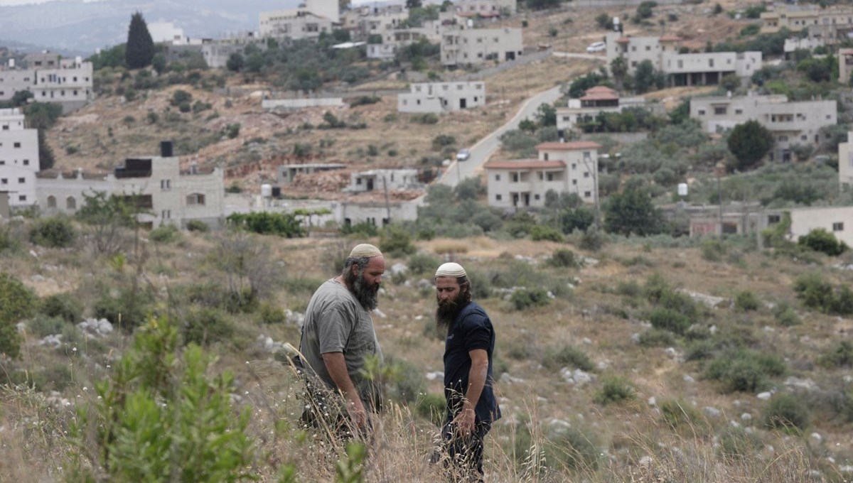 Filistinli bir genç daha öldürüldü