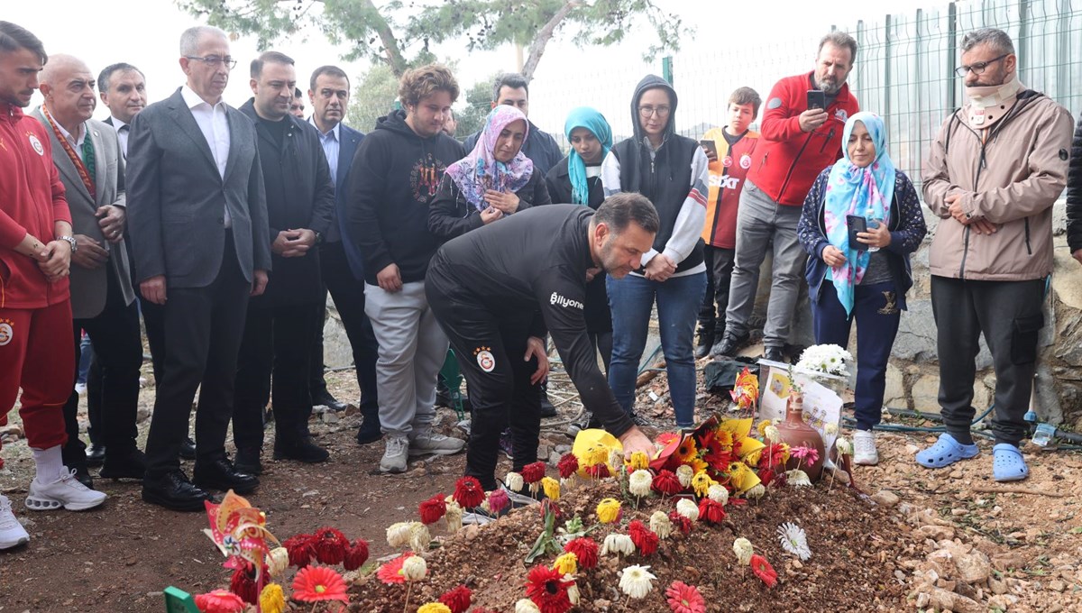 Galatasaray'dan Yiğit Kurt'un mezarına ziyaret